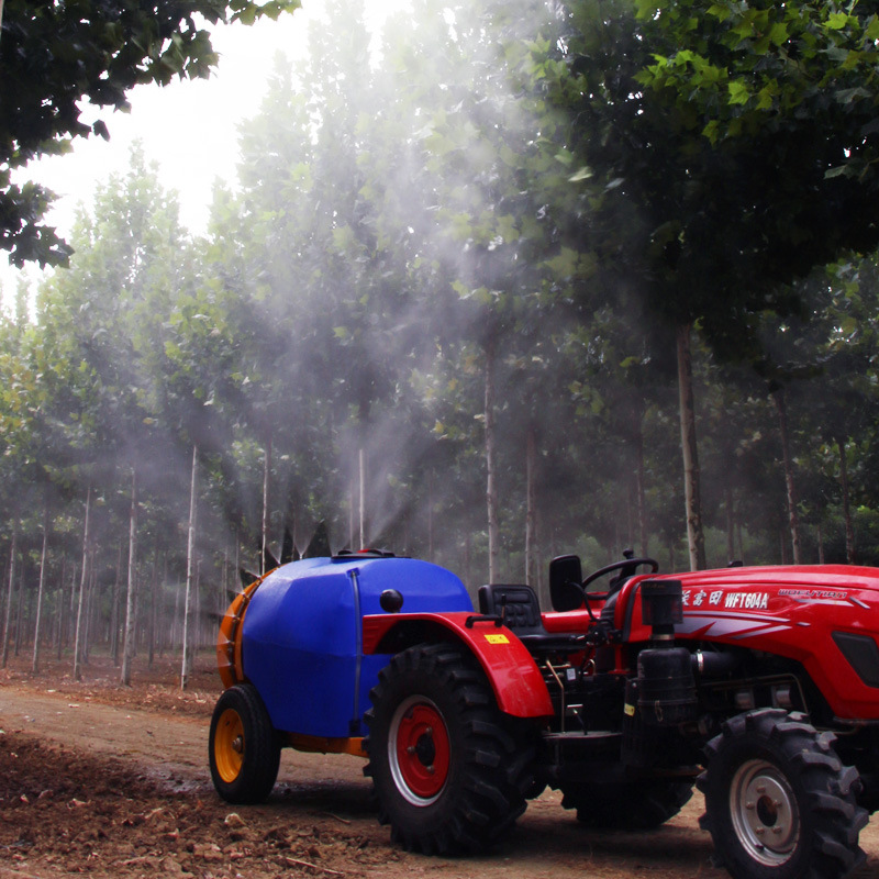 How to ensure even and efficient spraying when using a air blast sprayer?