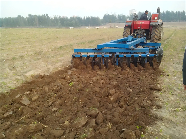 Analysis of the advantages and disadvantages of rotary tiller and disc harrow